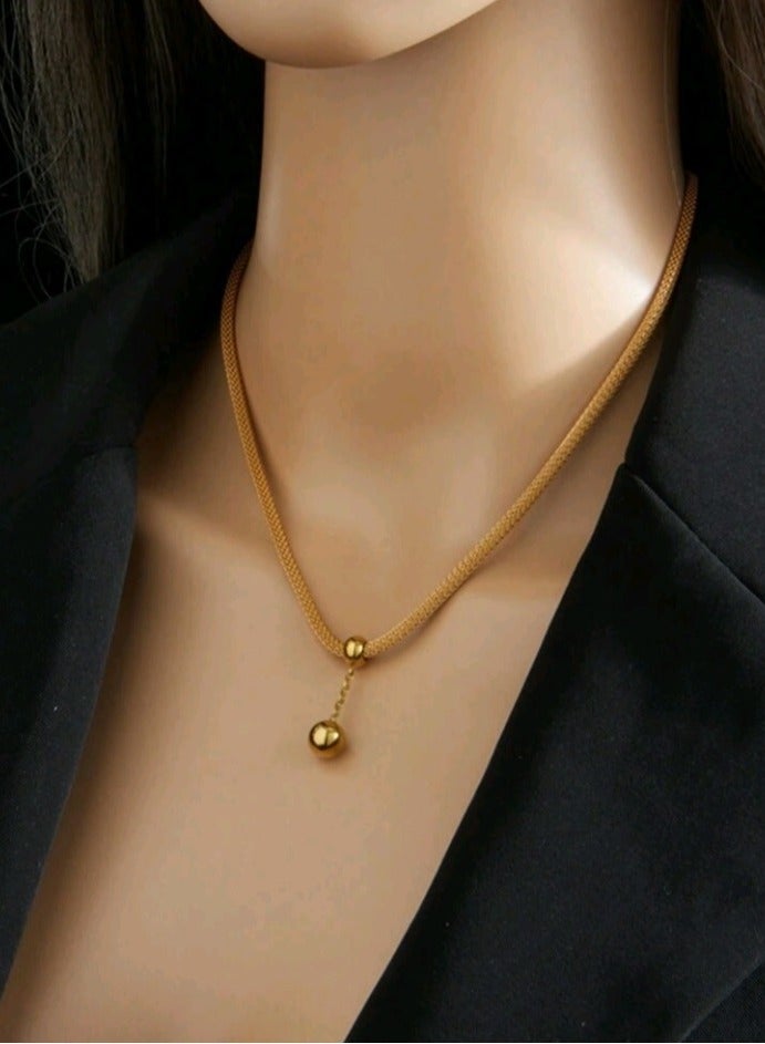 Attractives Trendy Stainless Steel Gold Plated Necklace For Women - Image 2