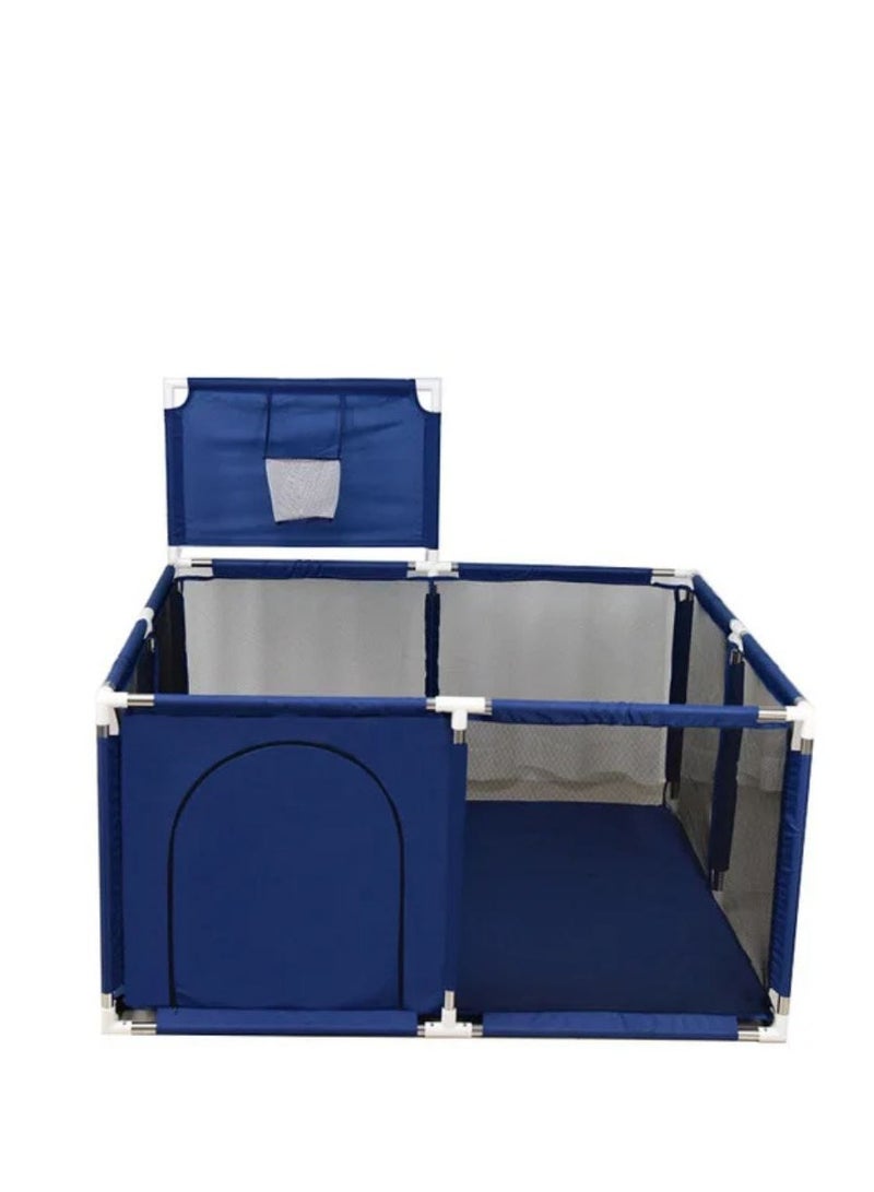 Square children's playpen with 30 balls