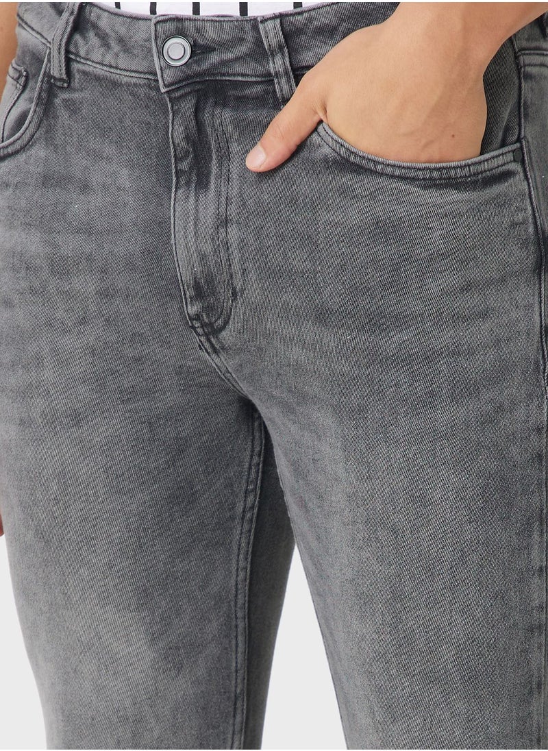 Slim Fit Washed Jeans - pzsku/Z9E9D0FF5D87996852BACZ/45/_/1698934110/c805e89e-7852-464c-9686-b2089dd21b5e