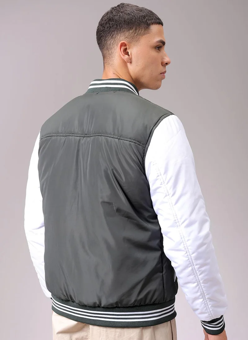 ذا انديان كراج كو Men Slim Fit Colourblocked Puffer Jackets
