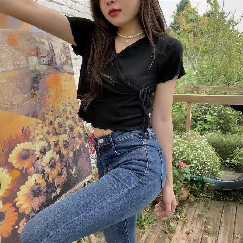 Summer New Spice Girl Short Figure V-neck Design Sense Strap T-shirt Women's Short-sleeved Niche Sweater Slim-fit Trendy - Image 3