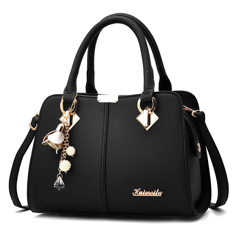 Fashionable Women's Large Capacity Shoulder Bag - Image 4