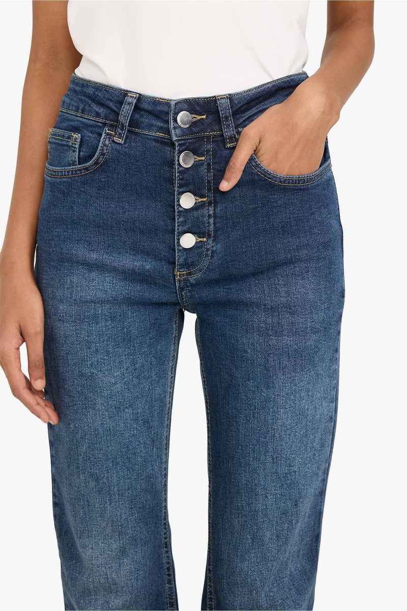 ديفاكتو بنطلون جينز فلير فيت برجل واسع وخصر عادي - Image 5