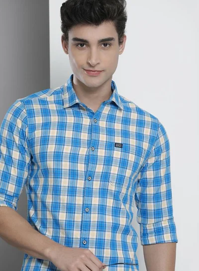 شركة المرآب الهندية Men Slim Fit Checkered Full Sleeves Spread Collar Casual Shirt