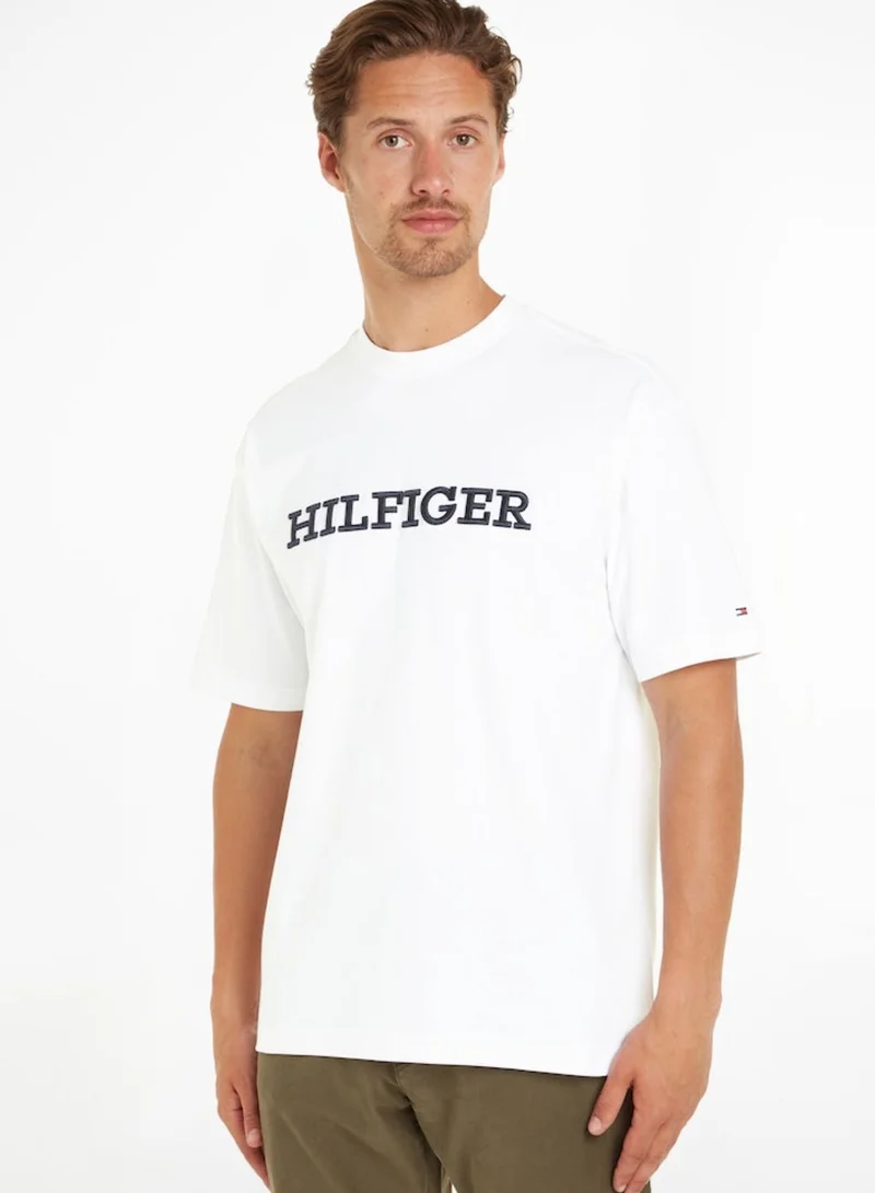 TOMMY HILFIGER Logo Crew Neck T-Shirt