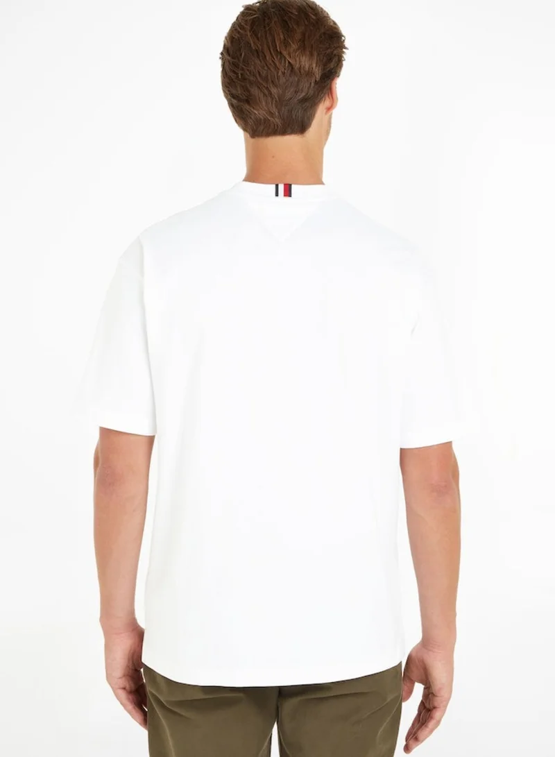 TOMMY HILFIGER Logo Crew Neck T-Shirt