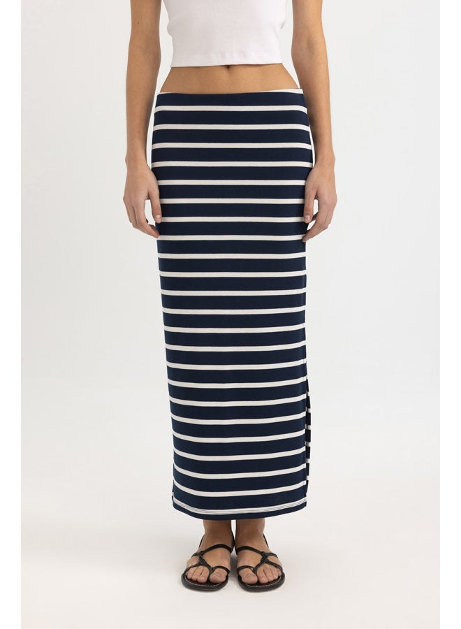 DeFacto Woman Tube Knitted Skirt  - Image 5