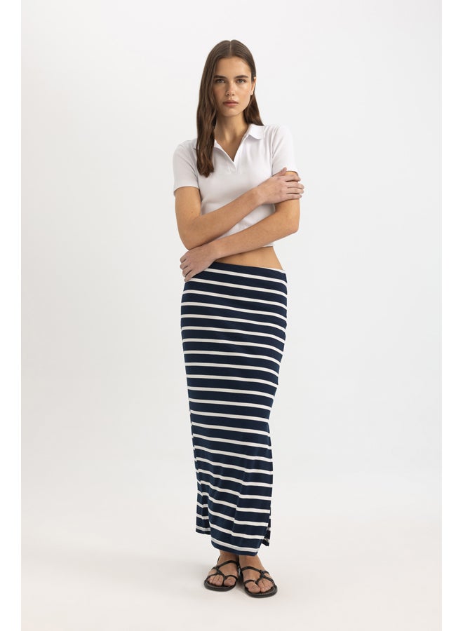 DeFacto Woman Tube Knitted Skirt  - Image 4