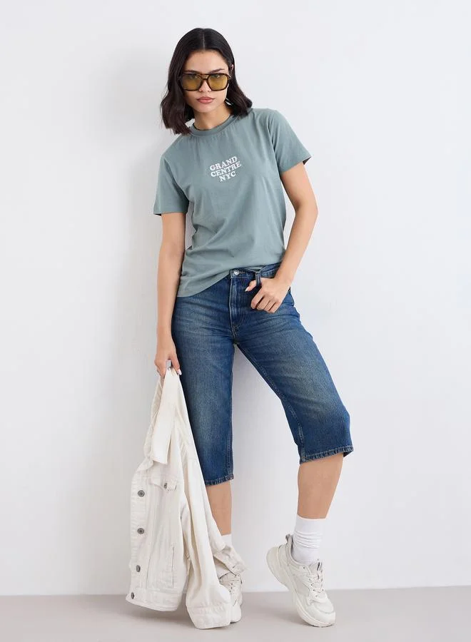 Styli Embroidered Detail Regular Fit 100% Cotton T-Shirt