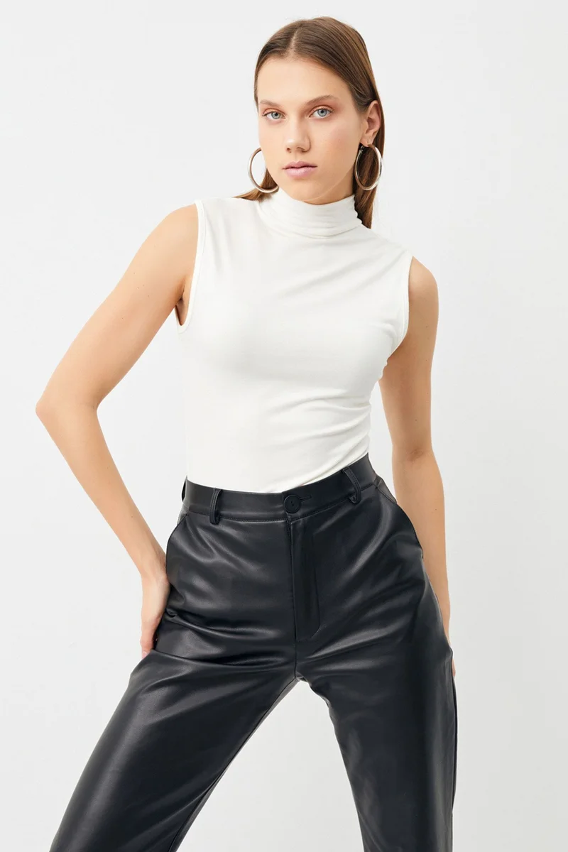 Bipantolon BIPANTOLON Women's 3-Pack Ribbed Half Turtleneck Bodysuits