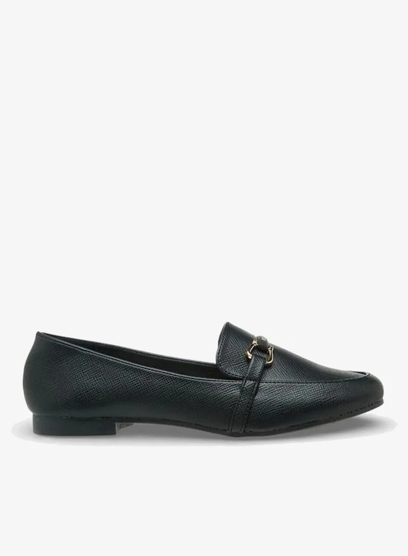 Women Textured Loafers