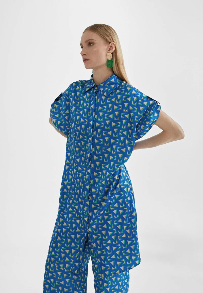 Lola Casademunt Long shirt with monogrammed M
