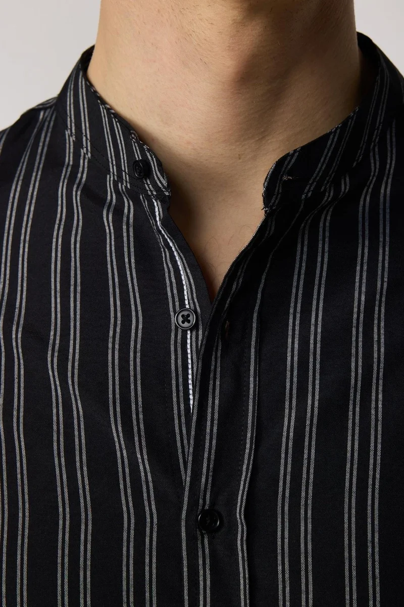 تودورس Slim Fit Collar Cotton Easy-Iron Striped Black Men's Shirt
