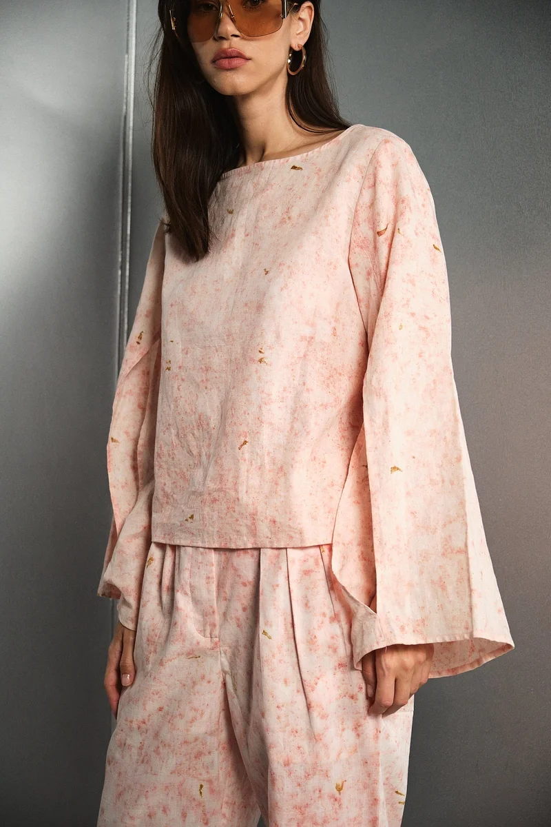 Virgio  Floral Linen Slit Sleeve Top for Women for Women | Best Price UAE