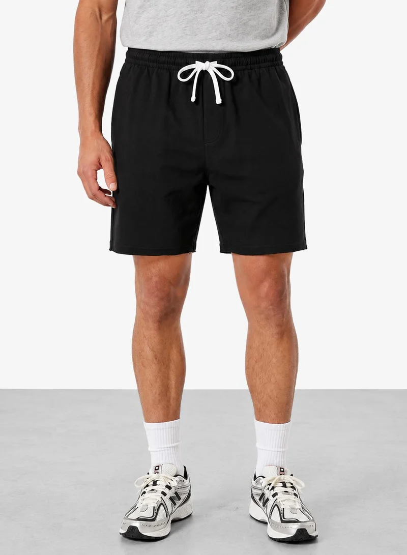 Seventy Five Basics Regular Fit raw hem edge Shorts