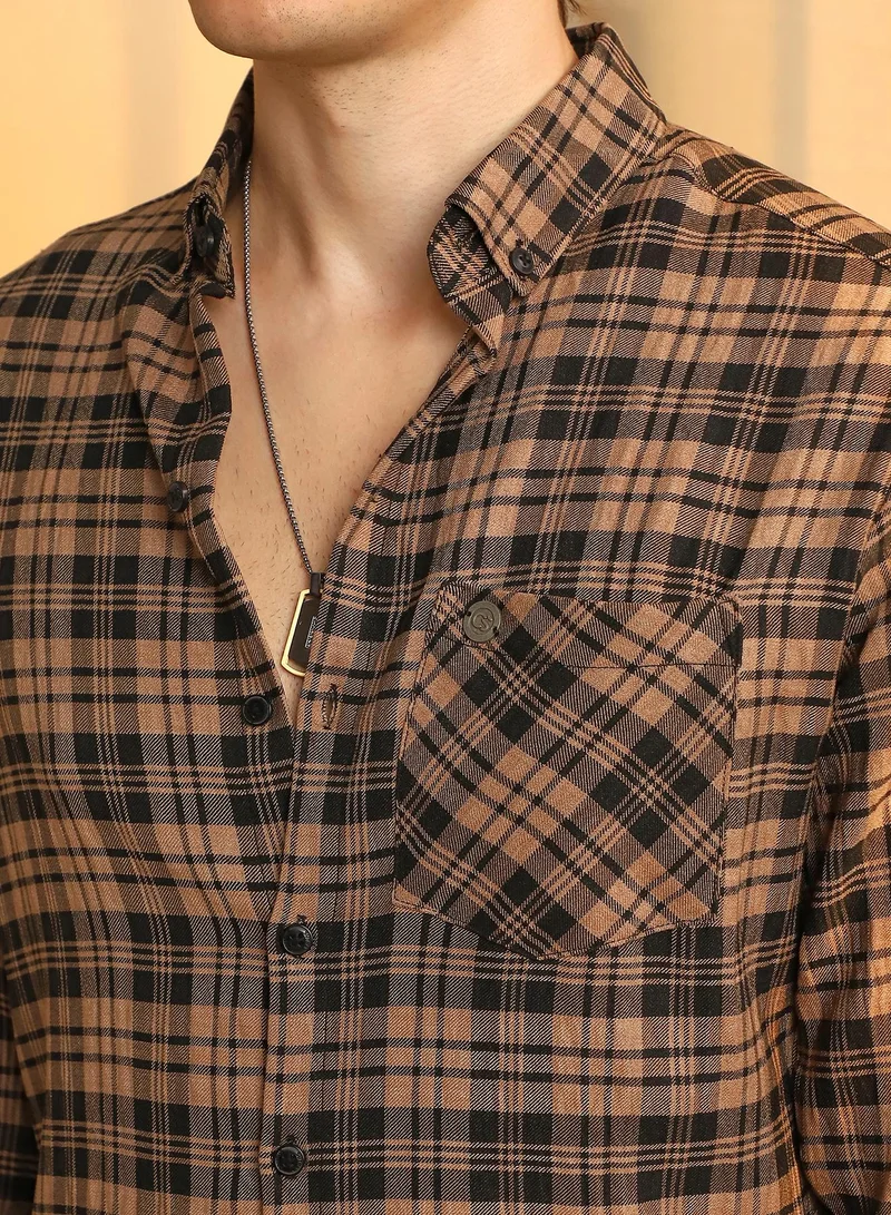Campus Sutra Men's Tan Brown & Charcoal Black Tartan Plaid Shirt