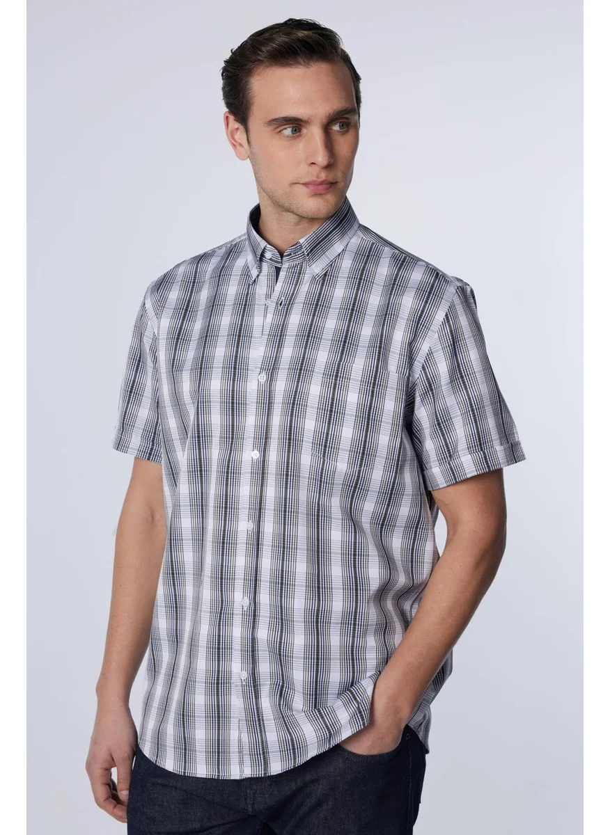 Tudors Classic Fit Short Sleeve Plaid Button Collar Men's Shirt