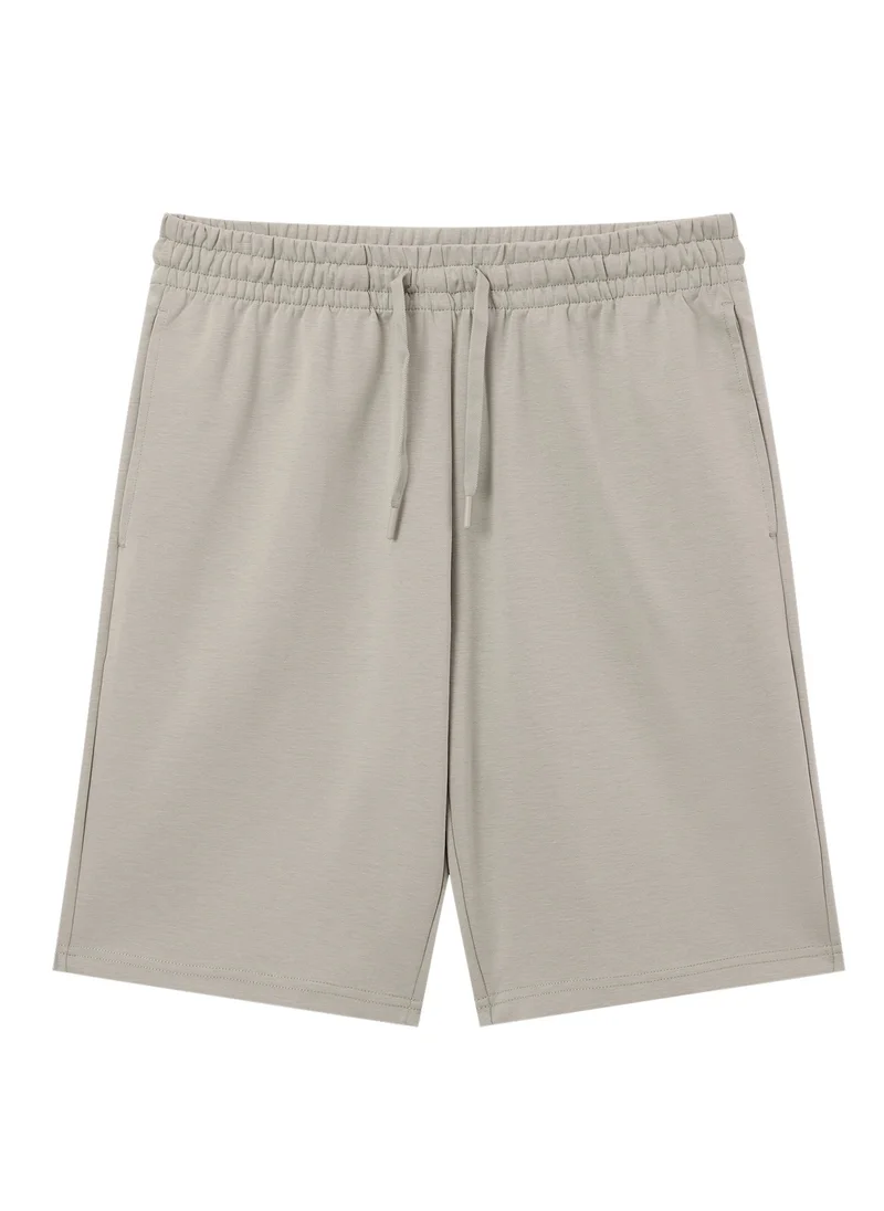 جيوردانو Men's Interlock Shorts - Khaki