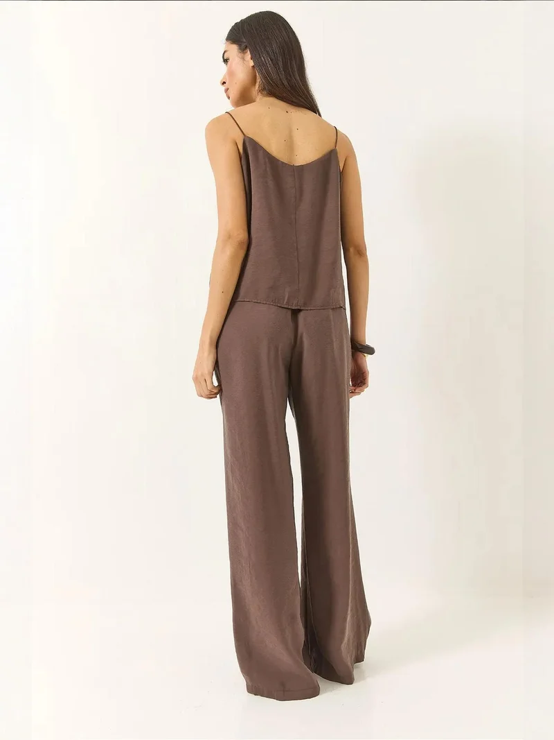 Bianco Lucci Sleeveless Camisole and Wide-Leg Trousers Coord Set