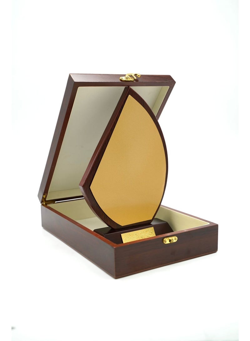 ركس درع تكريم فاخر مقاس L مع صندوق خشبي و لوحة نحاسية للطباعة 69706