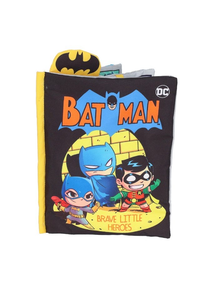 كيدز بريفيرد - كتابي الناعم الأول من سلسلة القصص المصورة - كتاب الأطفال المفضل لدي من سلسلة DC Comics The Batman Brave Little Heros Baby Crinkle Soft Sensory Book المصنوع من القماش الناعم للأطفال، مقاس 6.25 × 9 بوصات - Image 1