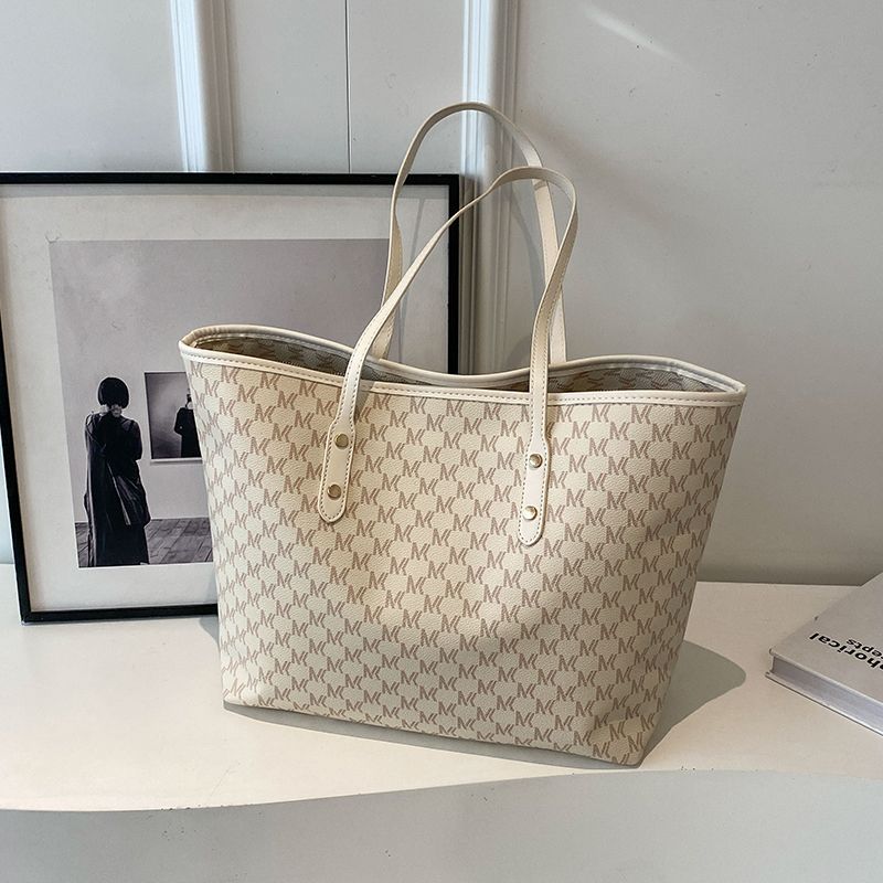 Large-Capacity Bag For Women Satchel Tote Bag For Work And Commuting Shoulder Bag For Going Out Mommy Bag - Image 1