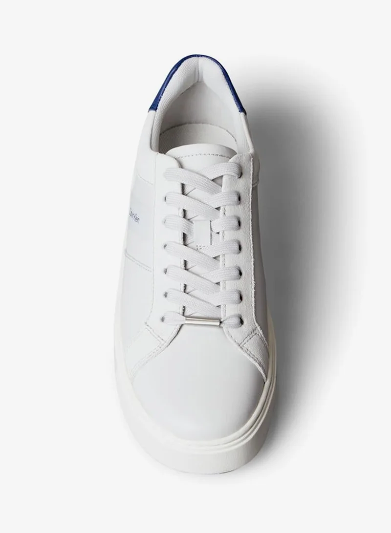 كالفن كلاين جينز سنيكرز برباط ورقبة منخفضة