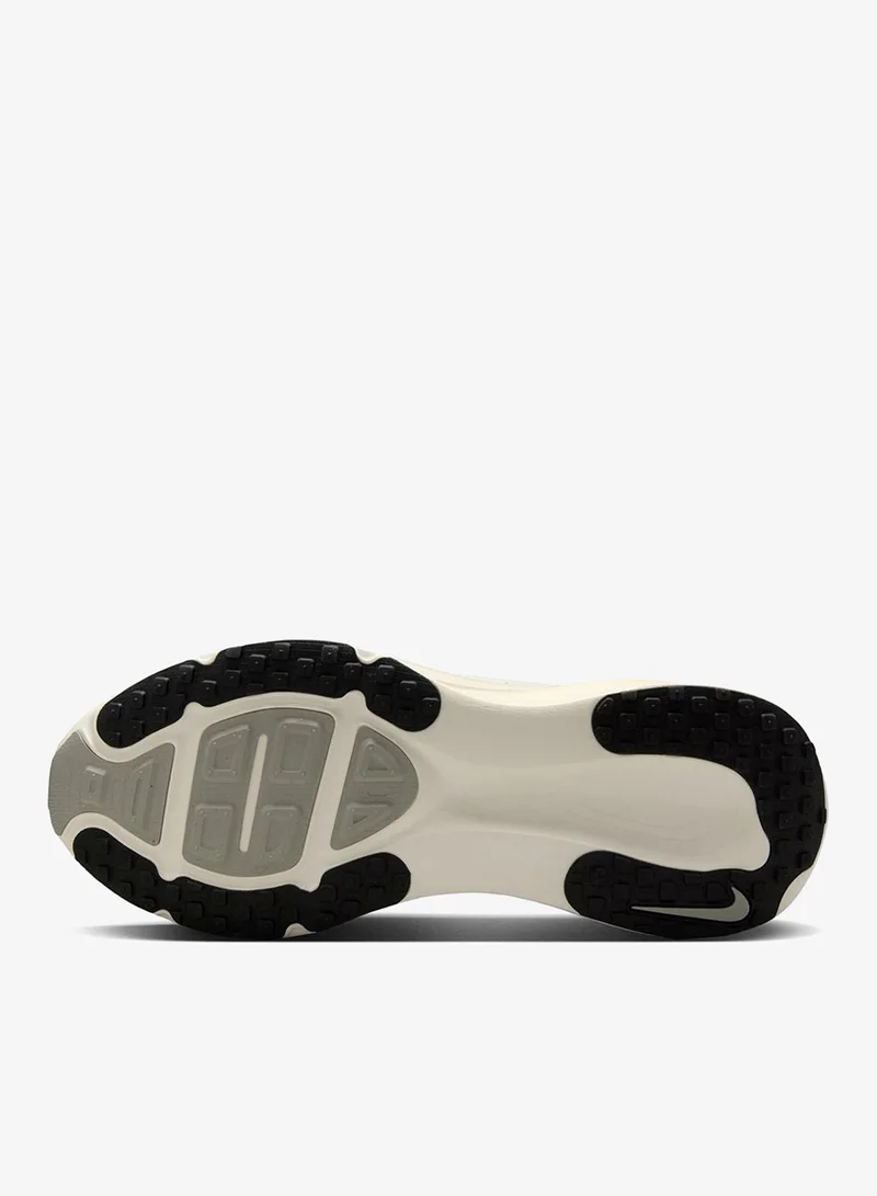 Nike Vomero 18