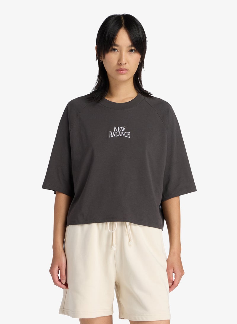 New Balance Linear Heritage Raglan T-Shirt - Image 1