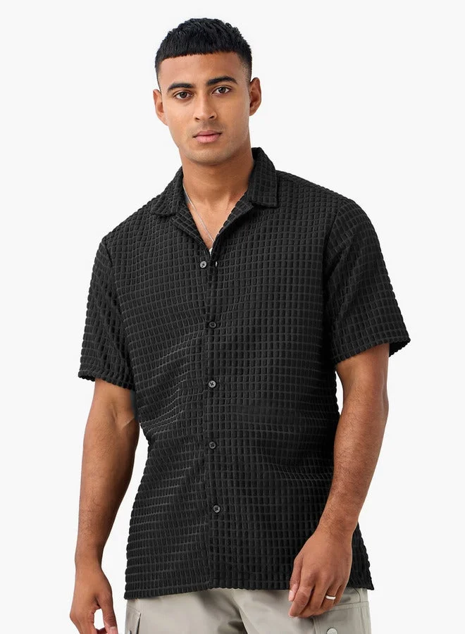 سبلاش فيڤ قميص بقصة عادية بياقة كامب وأكمام قصيرة بنسيج دوبي