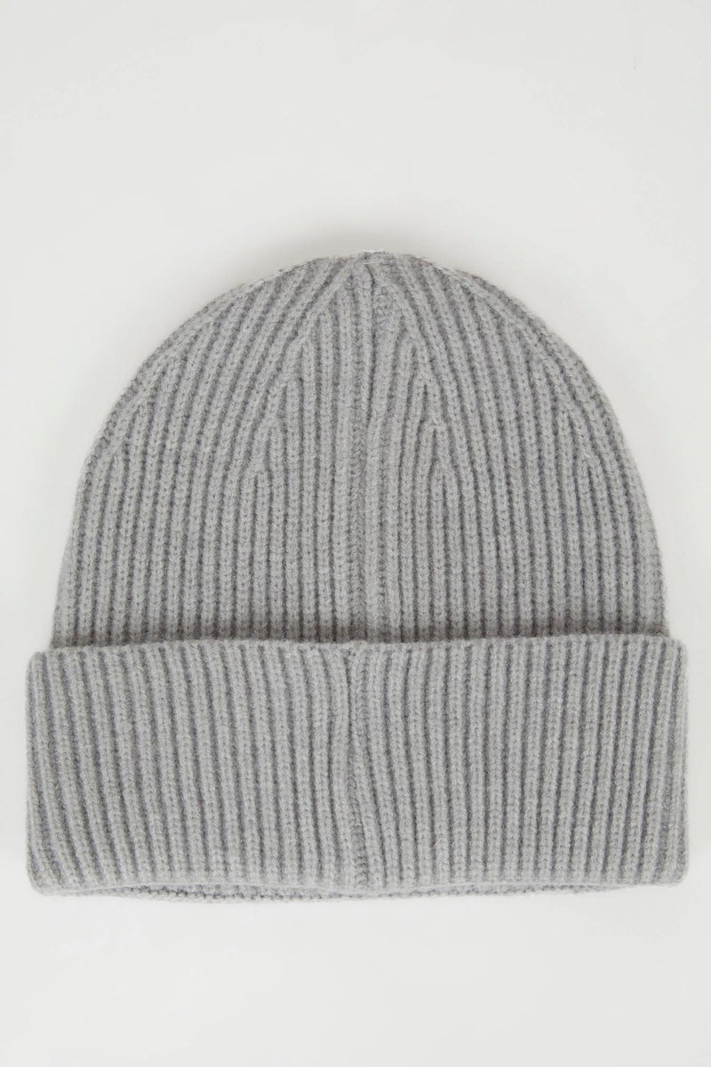 DeFacto Woman Slogan Printed Knitted Beanie  - Image 5