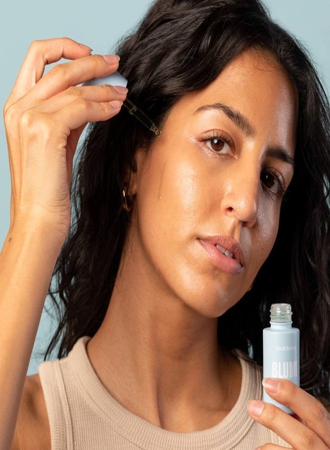 بلومي بلوم ميلتداون - زيت الوجه بالبابونج الأزرق - علاج حب الشباب + تصغير المسام - سيروم للوجه لتنعيم البشرة مع بذور الكمون الأسود وزيت ثمر الورد - يساعد على تهدئة الاحمرار وتحسين ملمس البشرة (1 أونصة سائلة) - Image 3