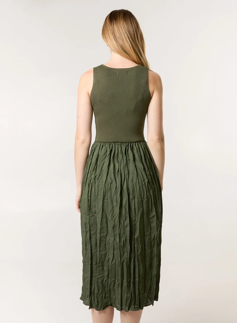 بلو فانيلا فستان بياقة مستديرة مجعد