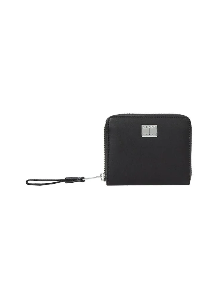 TOMMY JEANS Logo Zip Over Wallets