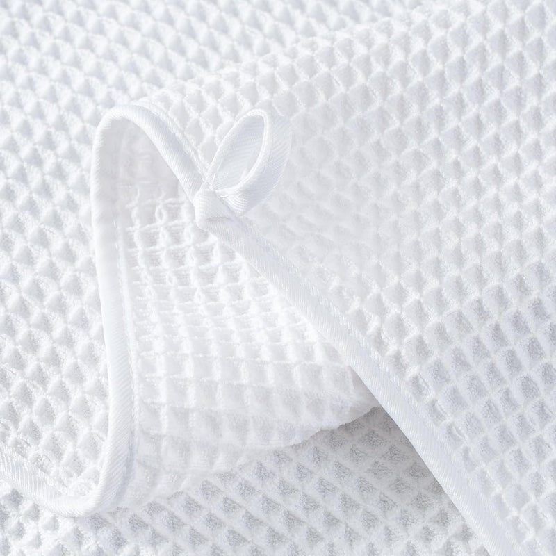 MICROFI New Microfiber Waffle Bath Towels, 2 Pieces, Oversized, Soft, Absorbent, Fast Drying, Lint Free (Beige+White) - Image 3
