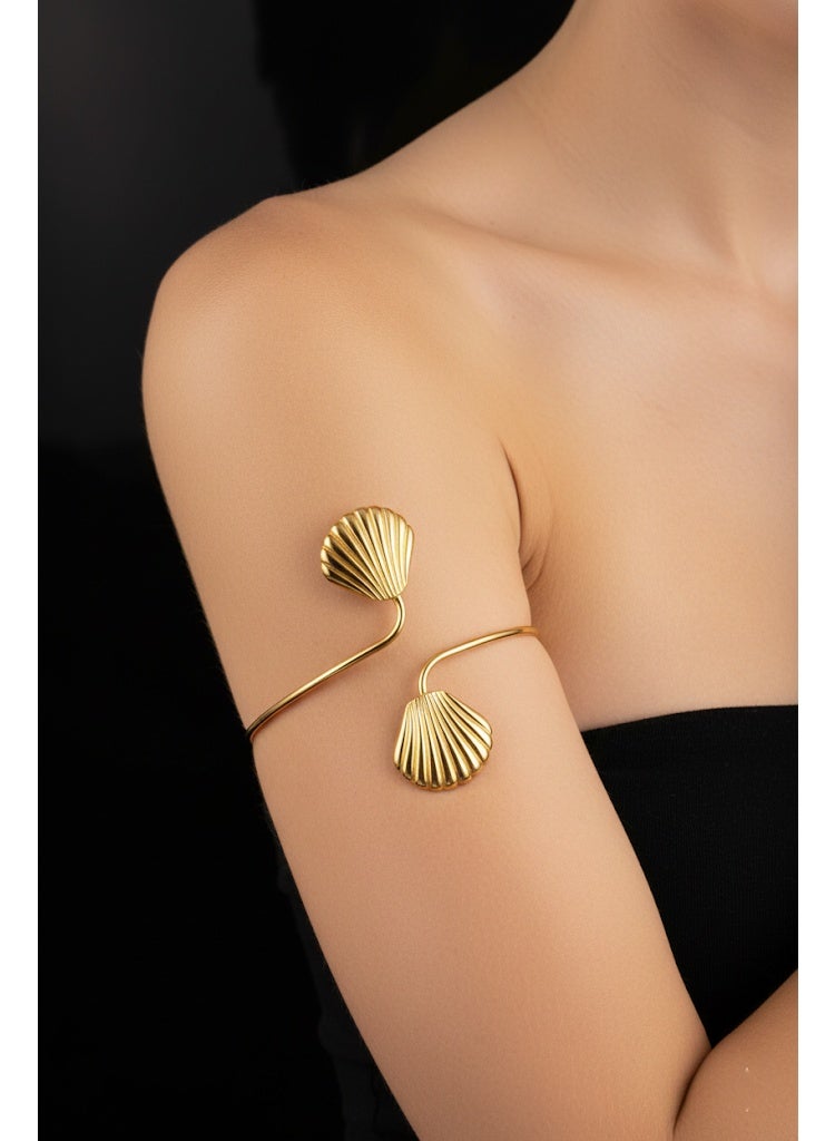 FLUFFY Elegant Gold Shell Arm Cuff Bracelet - Image 1