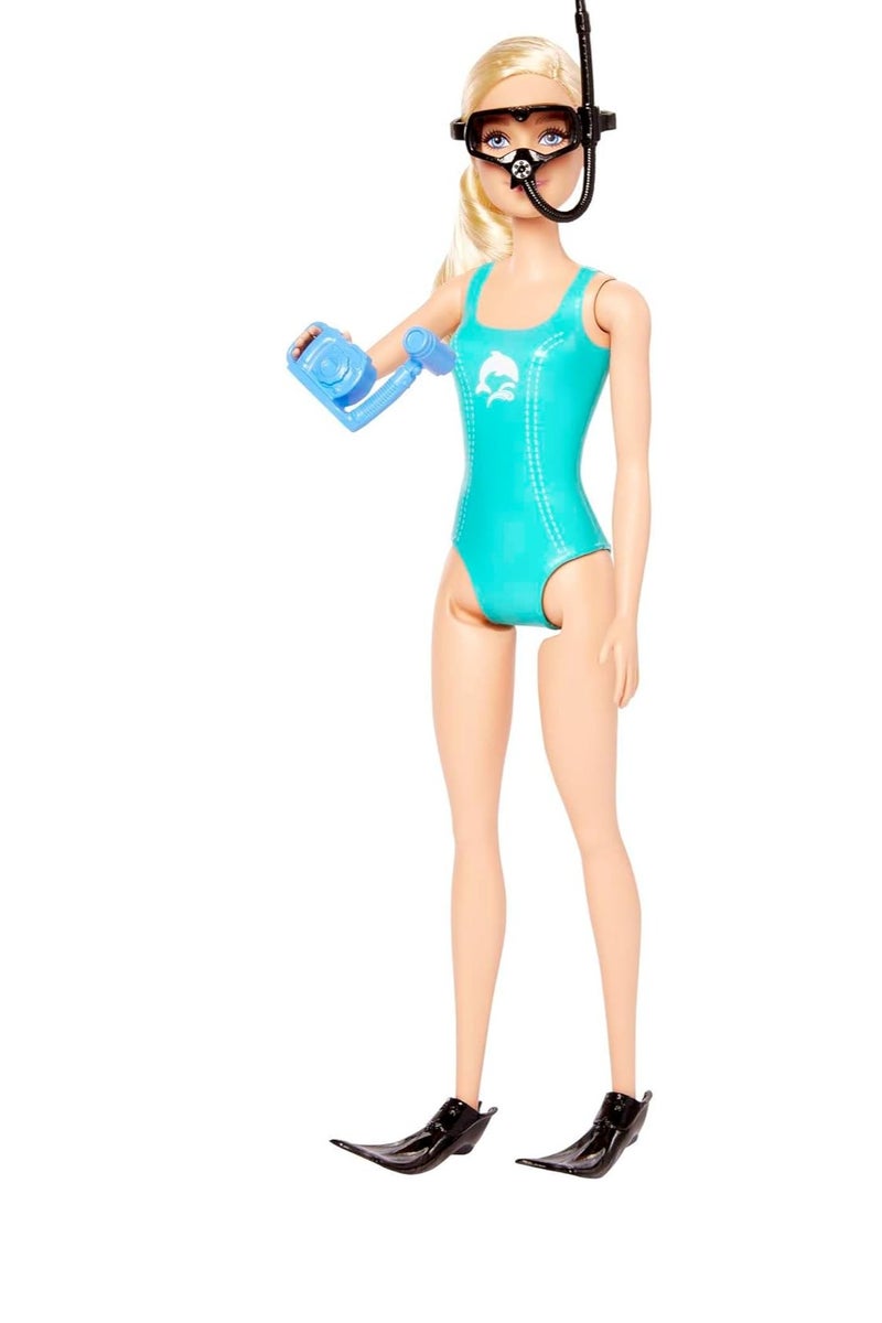 باربي دمية عالمة الأحياء البحرية وملحقاتها، مجموعة لعب مختبر متنقل مع دمية شقراء وأكثر من 10 قطع - Image 3