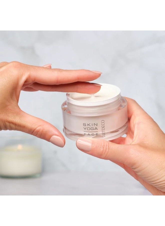 ARTDECO Collagen Booster Cream With Vitamin C - Moisturizing Cream - Anti-Aging Effect - Combats Signs of Skin Aging like Wrinkles & Loss of Contours - Facial Skin Care - Hyaluronic Acid - 1.6 Fl Oz  - Image 3