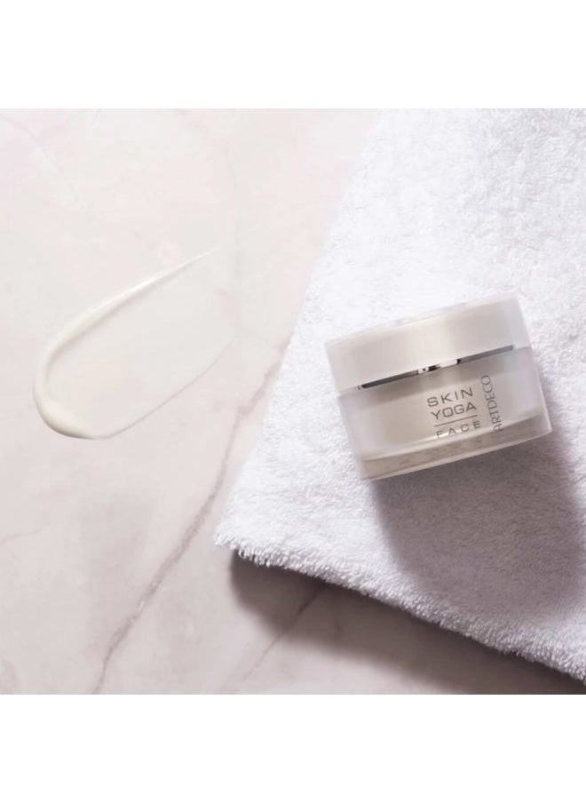 ARTDECO Collagen Booster Cream With Vitamin C - Moisturizing Cream - Anti-Aging Effect - Combats Signs of Skin Aging like Wrinkles & Loss of Contours - Facial Skin Care - Hyaluronic Acid - 1.6 Fl Oz  - Image 5