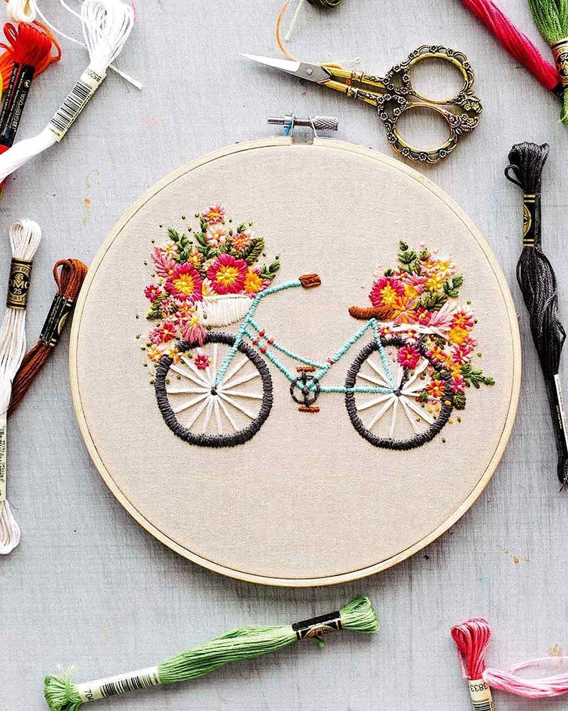 TE Embroidery Kit with Wooden Hoop Ring 6,7,8 Inches, 25 Multicolor Threads, 30 Needles, 1 Seam Ripper, 1 Threader and 1 Thread Cutter for Cross Stitch (Emb. kit 3ed aati) - Image 5