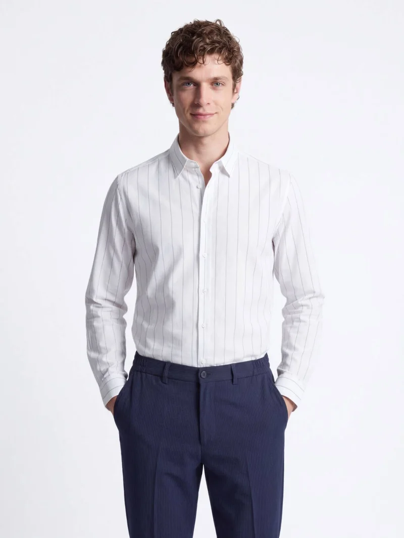 Kip White Striped Regular Fit Long Weaving Casual Cotton Blended Shirt