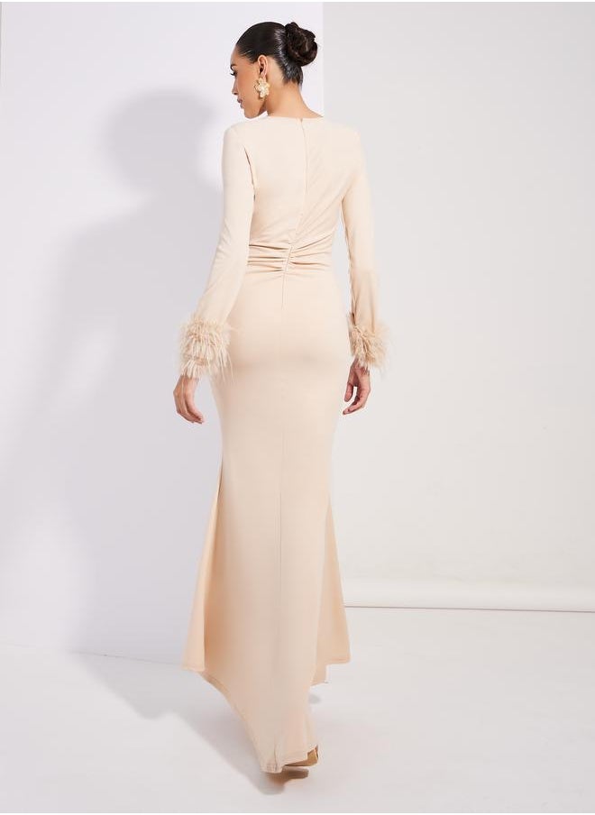 Styli Gathered Front Faux Fur Detail Maxi Dress  - Image 4