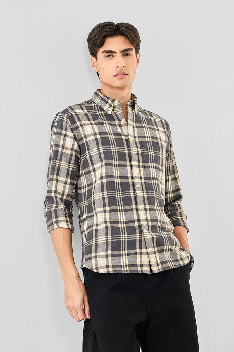 سنيتش قميص كاروهات بقصة ضيقة