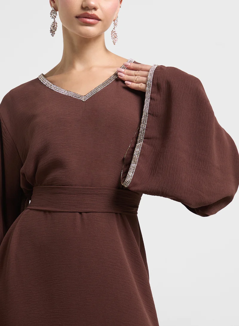 hayas closet V-Neck Belted Jalabiya