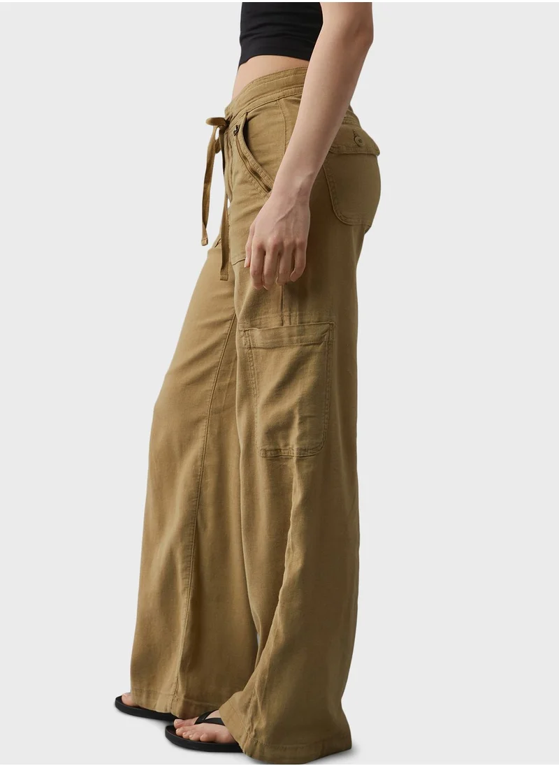American Eagle High Waist Cargo Pants