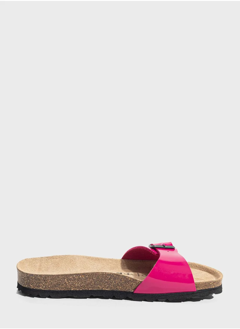 بيتون Prague Flat Sandals