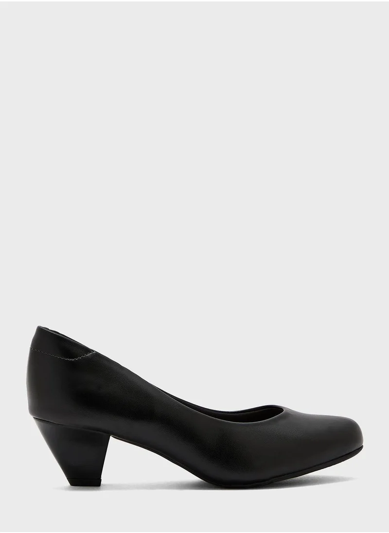 MODARE Sylvie Pointed Toe Low-Heel Pumps