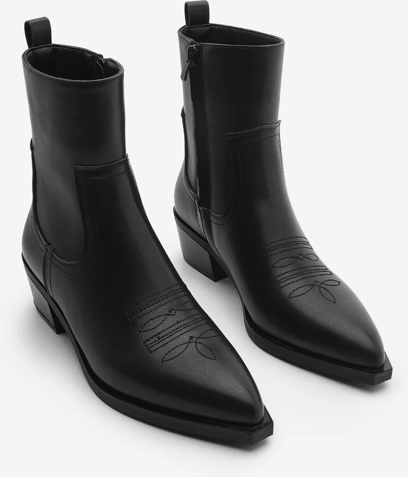 مارجين Women Pointed Toe Embroidered Western Boots Siyesta