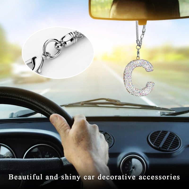 زينة مرآة النظر الخلفي للسيارة من Bling، مزينة بحروف لامعة وجميلة، تحمل ��ميمة بأحجار كريستالية، لتزيين السيارات، مناسبة للفتيات والنساء (الحرف C) - Image 4