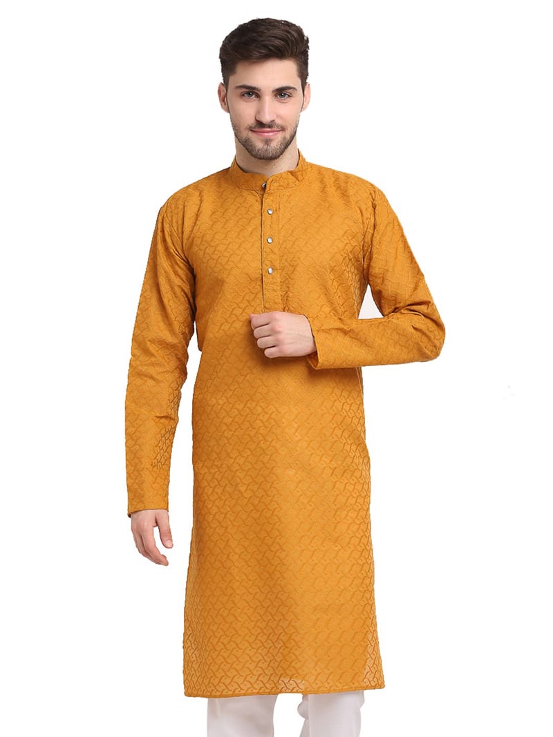 jompers قميص جومبرز الرجالي المطرز من القطن الخالص باللون الخردلي - Image 1